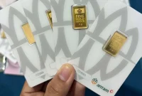 Harga emas hari ini 18 Maret 2026, 1 gram Rp2.996.000. Simak rincian lengkap emas dan perak terbaru.