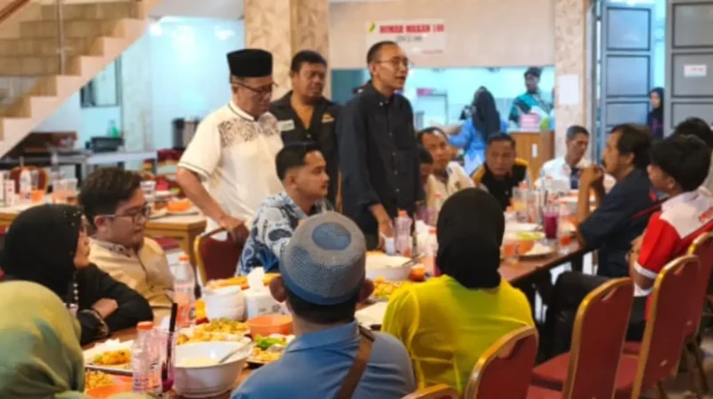 PT Inalum menggelar buka puasa bersama awak media di Batu Bara untuk mempererat komunikasi dan kerja sama penyebaran informasi. Foto Ladang Berita