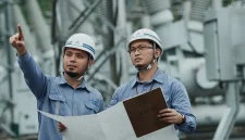 Dirjen Risbang Kemdiktisaintek Fauzan Aziman bersama MIND ID membahas kolaborasi riset hilirisasi energi.