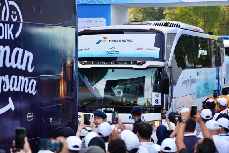 Pertamina dukung Mudik Bersama 2026 dengan 167 bus ke lebih dari 25 kota, dorong perjalanan aman dan hemat energi.