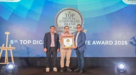 Perwakilan PT Timah menerima penghargaan Digital Corporate Brand Award pada acara yang digelar di Jakarta. Foto PT Timah