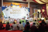 PT Timah salurkan santunan untuk marbot masjid di Kundur dalam Safari Ramadan sebagai bentuk apresiasi peran mereka. Foto dok PT Timah