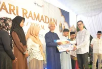 PT TIMAH salurkan bantuan untuk guru ngaji dan marbot di Bangka Selatan, dukung aktivitas keagamaan selama Ramadan 2026. Foto PT Timah