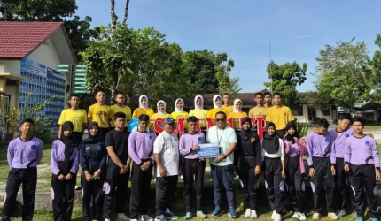 PT TIMAH Tbk berpartisipasi ajang Lomba Kreasi Baris Berbaris (LKBB) tingkat SMP dan SMA se-Kabupaten Belitung.