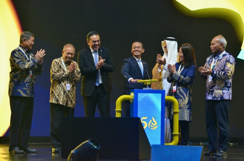 Inaugurasi Indonesia Petroleum Association Convention anan Exhibition (IPA Convex) 2026