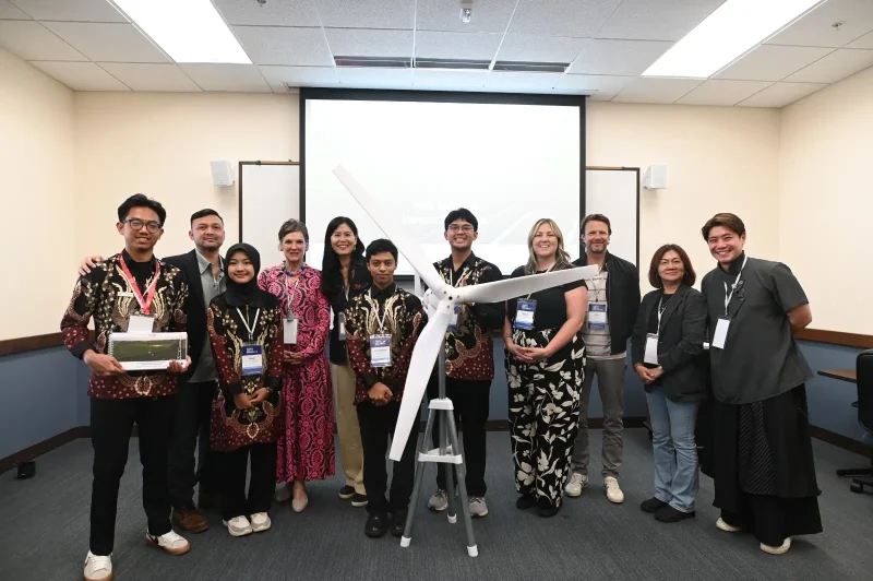 Startup binaan Pertamina, TERANGIN, raih posisi 4 dunia di ajang inovasi sosial Amerika Serikat lewat teknologi energi terbarukan.
