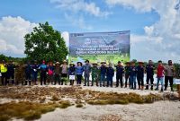 PT TIMAH Tanam 500 Pohon di Sempadan Sungai Romodong